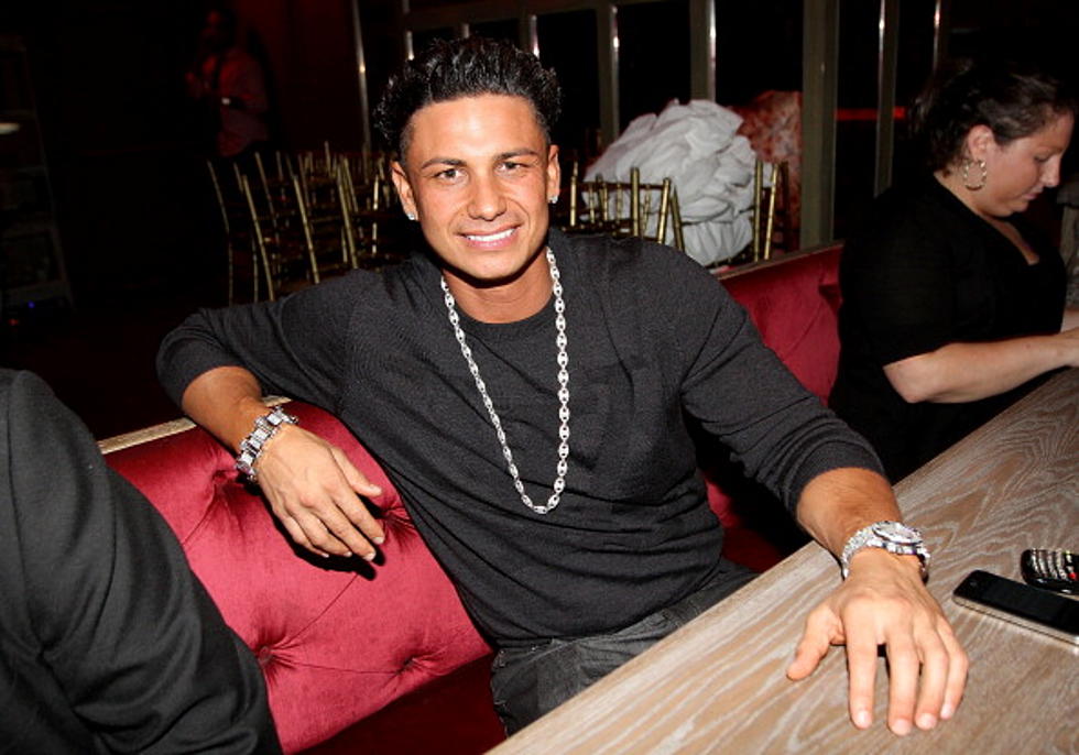 Britney Spears Gives Pauly D A ‘Dance’, Again [Pictures]
