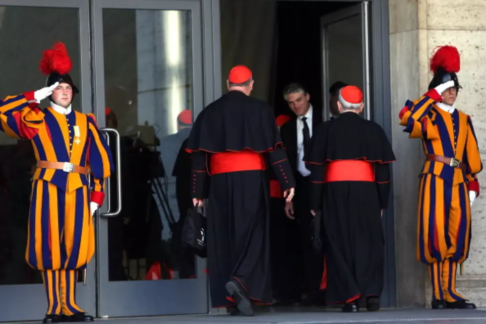 Fake Bishop Sneaks Into College Of Cardinals