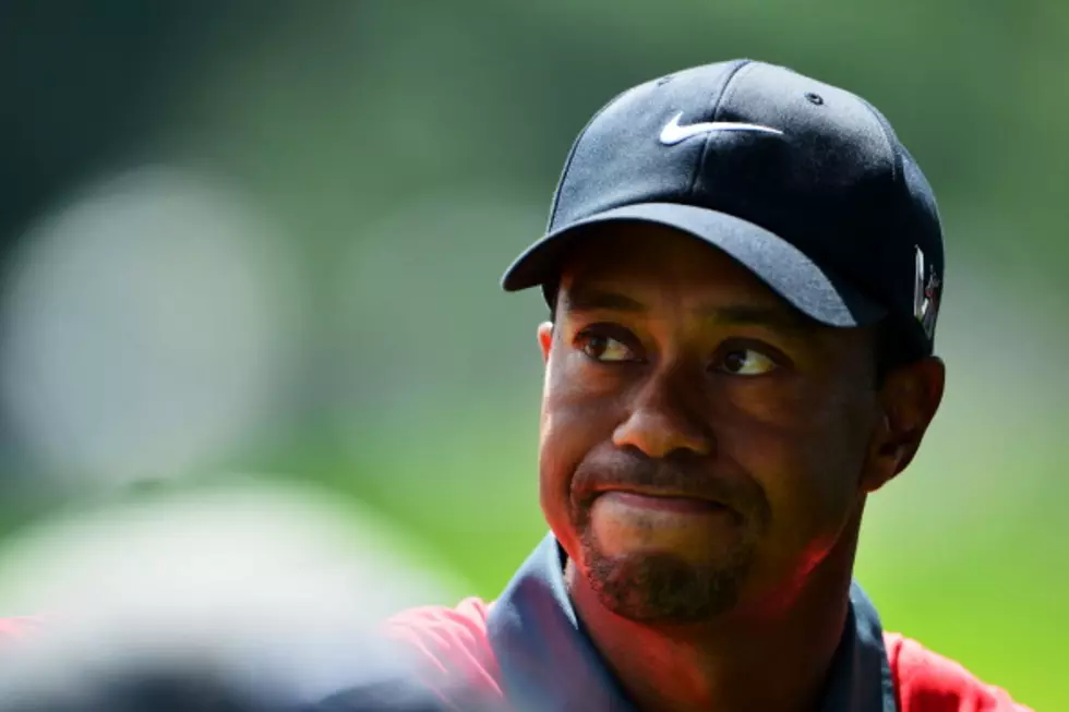Fan Screams &#8220;Mash Potatoes&#8221; As Tiger Woods Tees Off At PGA Tournament [VIDEO]