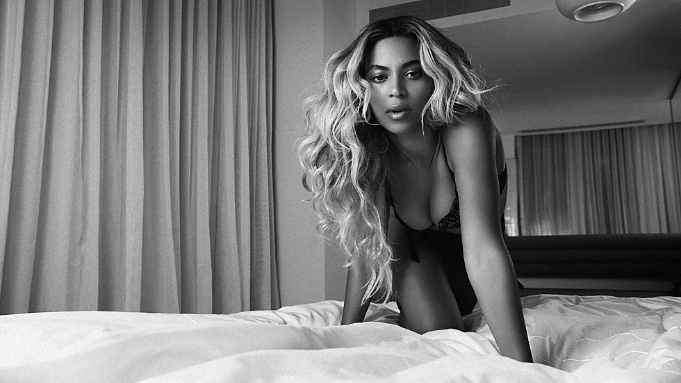 Beyonce Surprises Everyone, Drops Self-Titled Visual Album On iTunes With No Warning