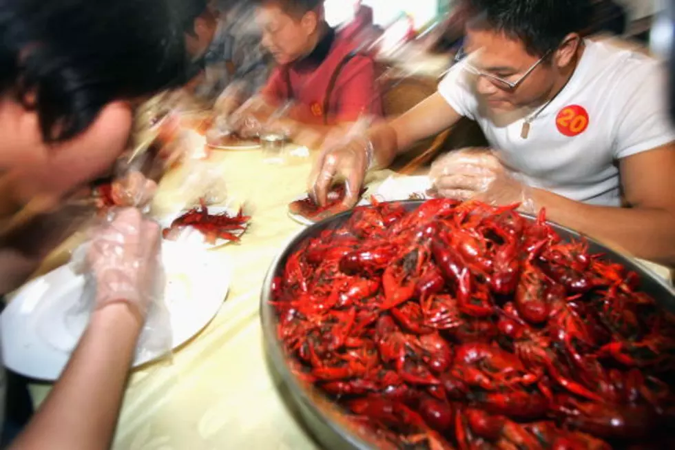 The Truth Behind Crawfish With A Straight Tail After They Are Boiled