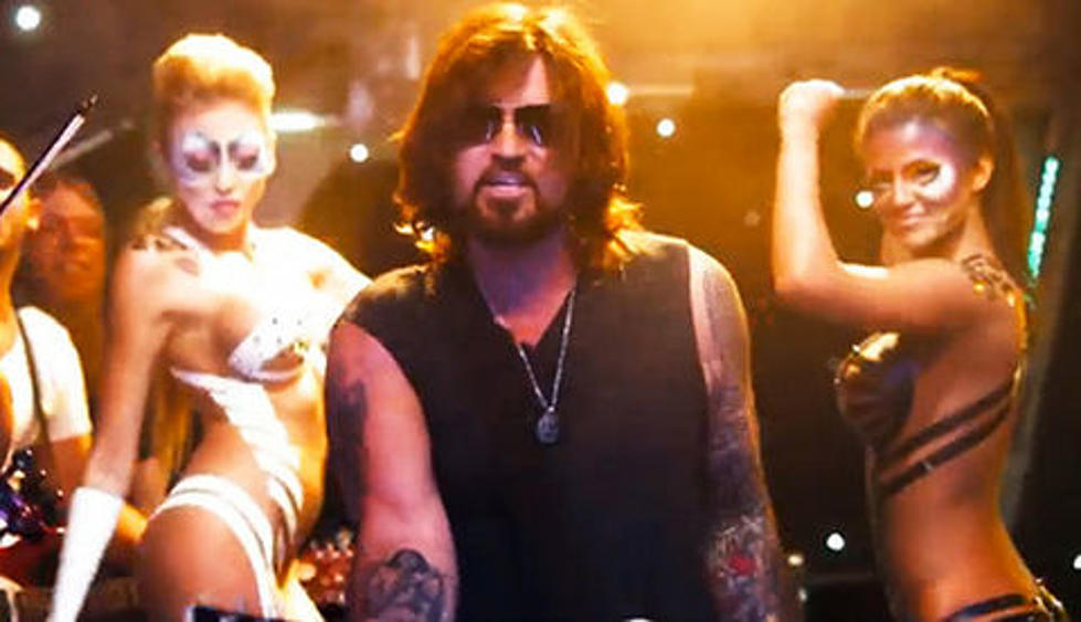 Billy Ray Cyrus Teams Up With Rapper Buck 22 On ‘Achy Breaky Heart 2′ [VIDEO]