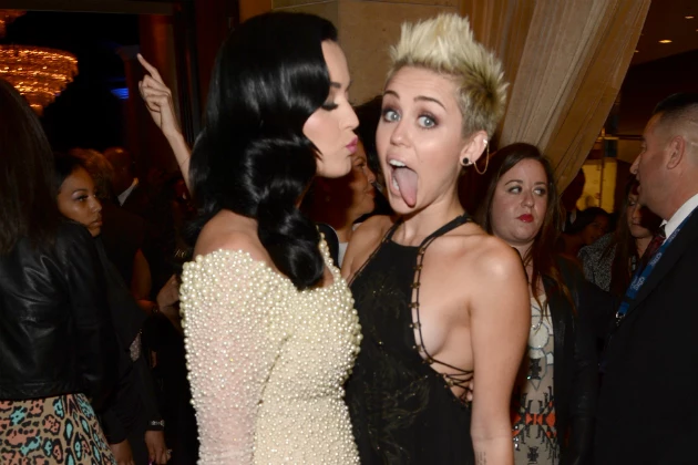 Miley Cyrus Gets Kiss From Katy Perry, But Denied The Tongue