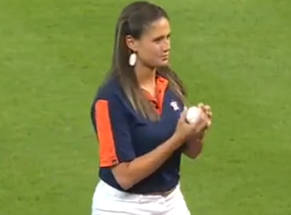 Houston Astros Fan &#8216;Dunks&#8217; First Pitch At MLB Game [VIDEO]