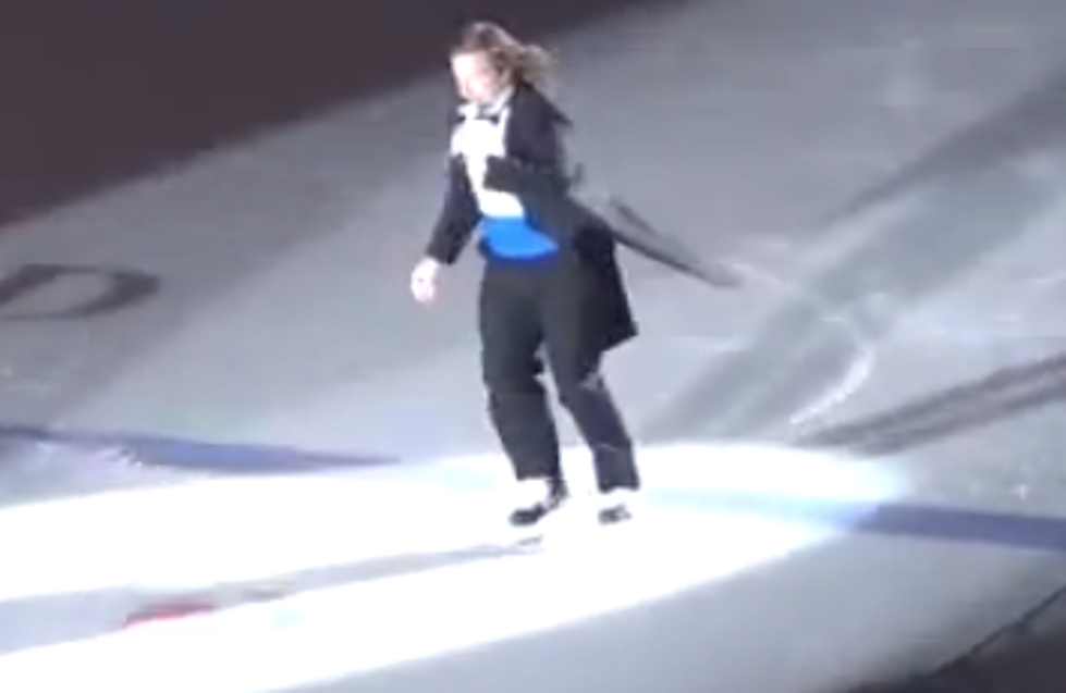 Mark Donnelly Trips and Falls While Singing ‘O Canada’ [VIDEO]