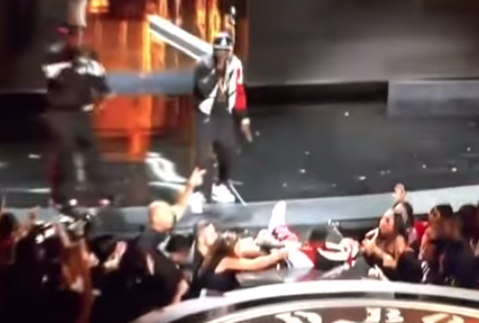 P Diddy Falls In Hole On Stage At 2015 BET Awards [VIDEO]
