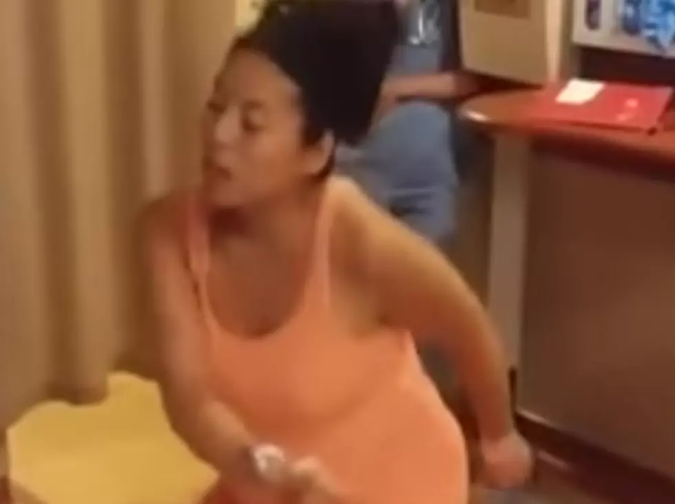 Pregnant Woman Dances To ‘The Tootsie Roll’ While In Labor [VIDEO]