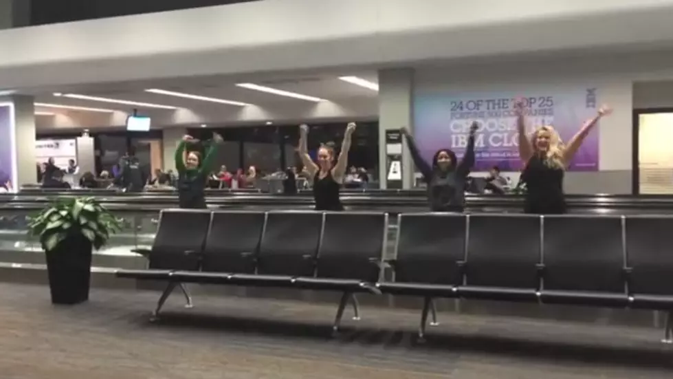 Girls Stuck In Airport Choreograph Dance To Beyonce’s ‘Flawless’ [VIDEO]