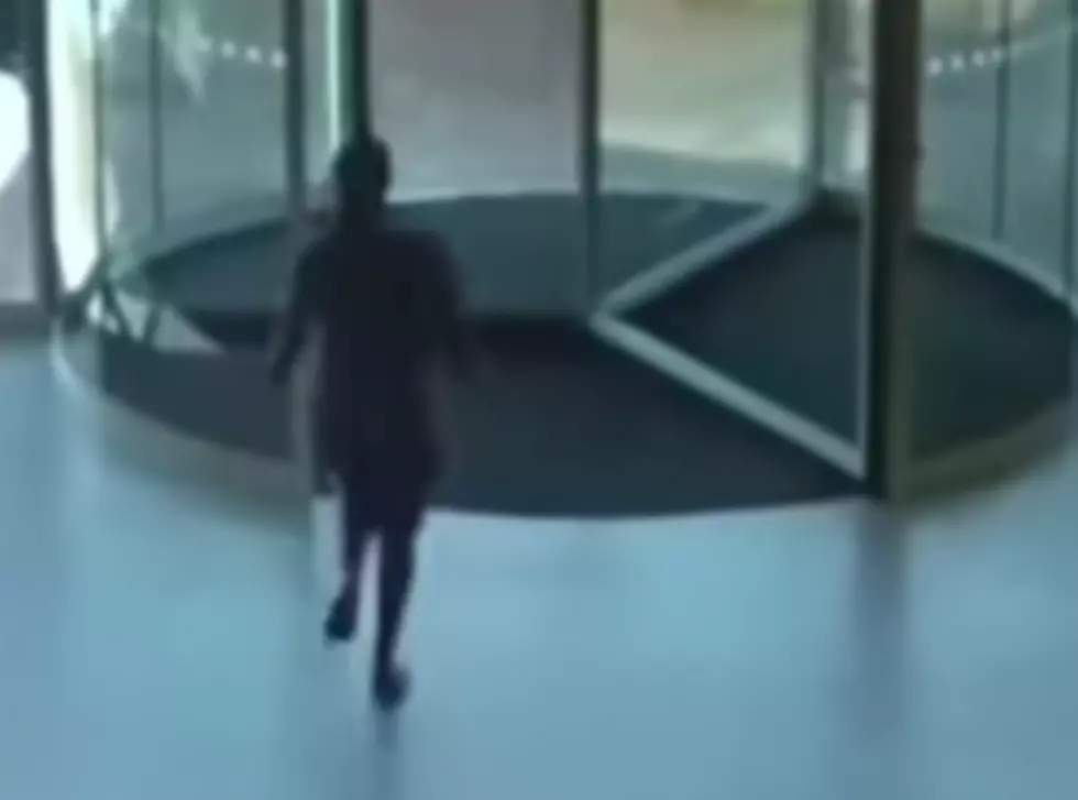 Shoplifter Runs Into Glass Door While Trying To Get Away [VIDEO]