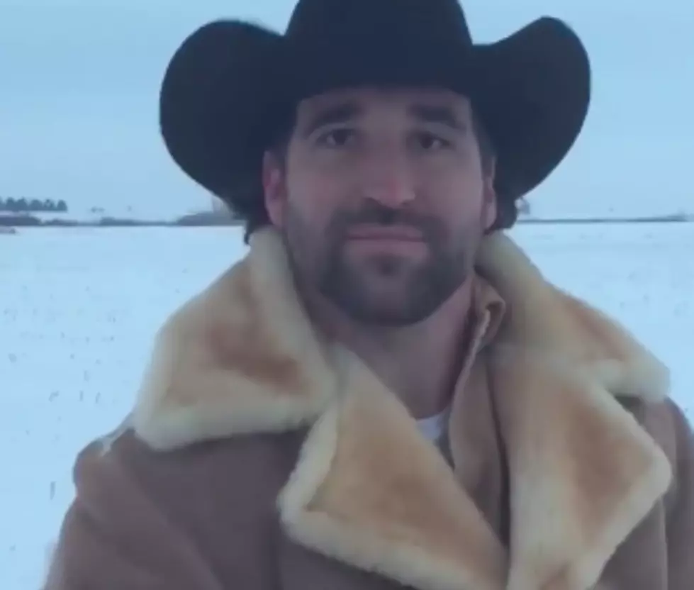 Jared Allen Retires From The NFL, Rides Off On Horse [VIDEO]