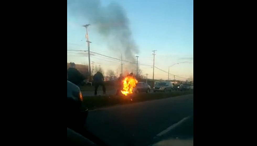 Man Sets Himself On Fire After Argument With His Girlfriend [VIDEO]