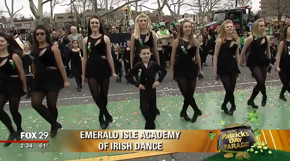 This Kid Shows Off His Sick Dance Moves During St. Patrick’s Day Parade [VIDEO]