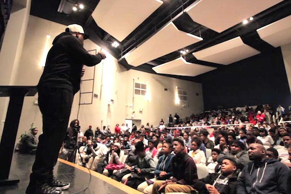 This Motivational Speaker’s Response To Being Interrupted Has Gone Viral [VIDEO]
