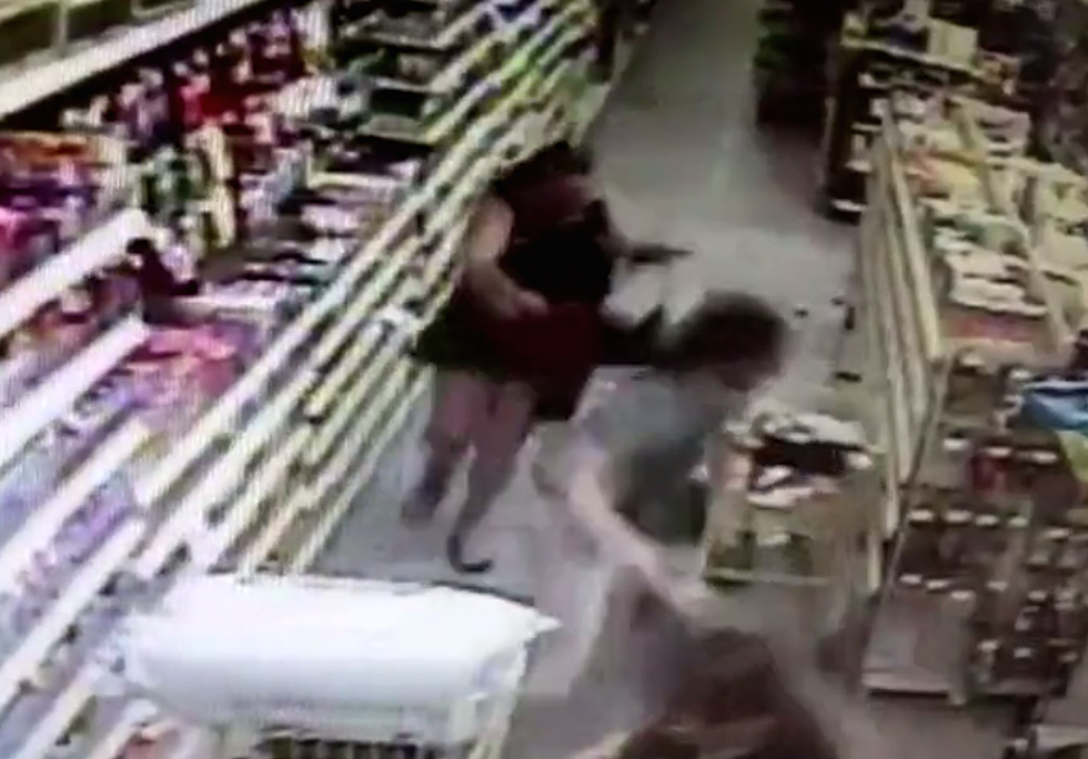 Watch This Florida Mom Literally Pull Her Daughter Away From Being Abducted [VIDEO]