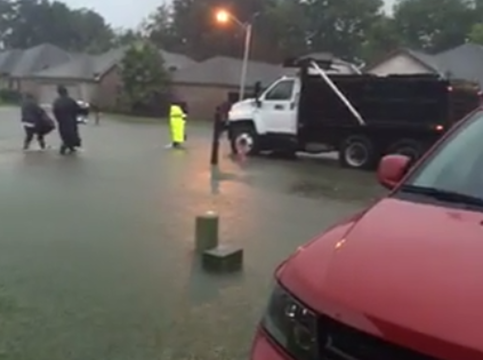 LUS Workers Help Evacuate Flooded Residents [VIDEO]