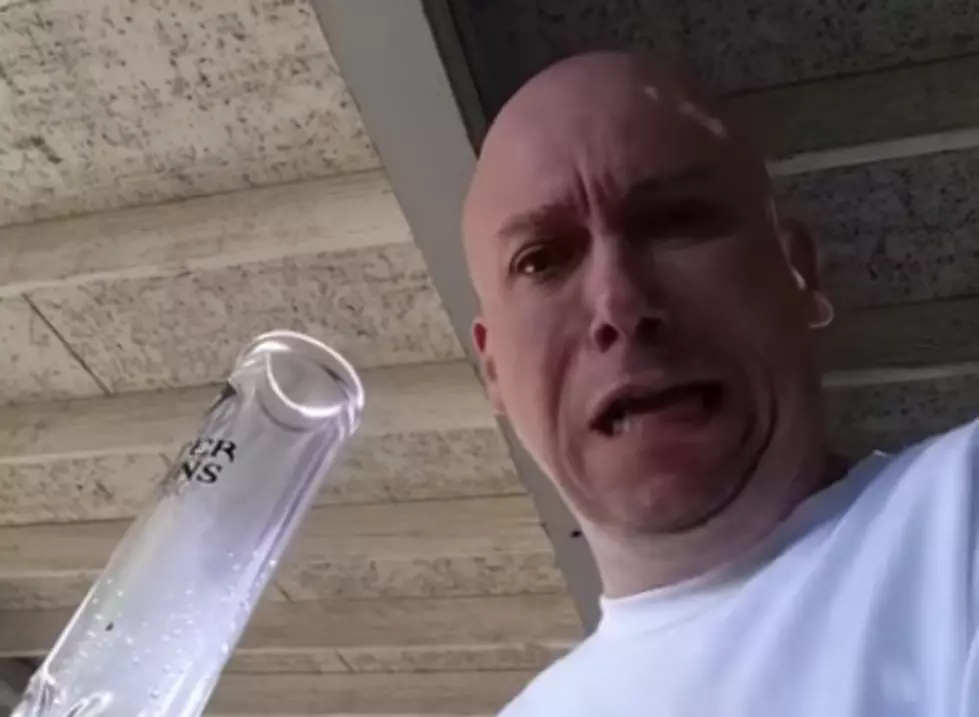 Man Tried To Smoke Hottest Pepper In The World [NSFW-VIDEO]