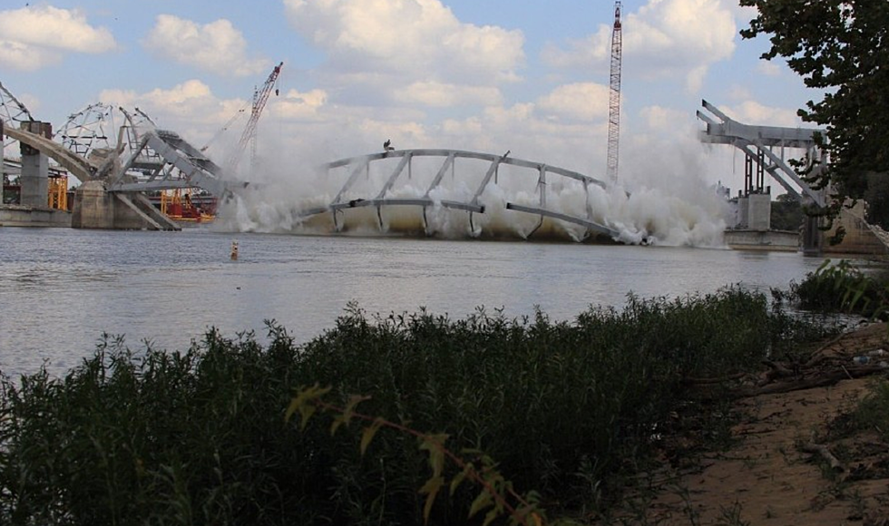 Broadway Bridge Finally Falls After Failed Implosion Attempt [VIDEO]