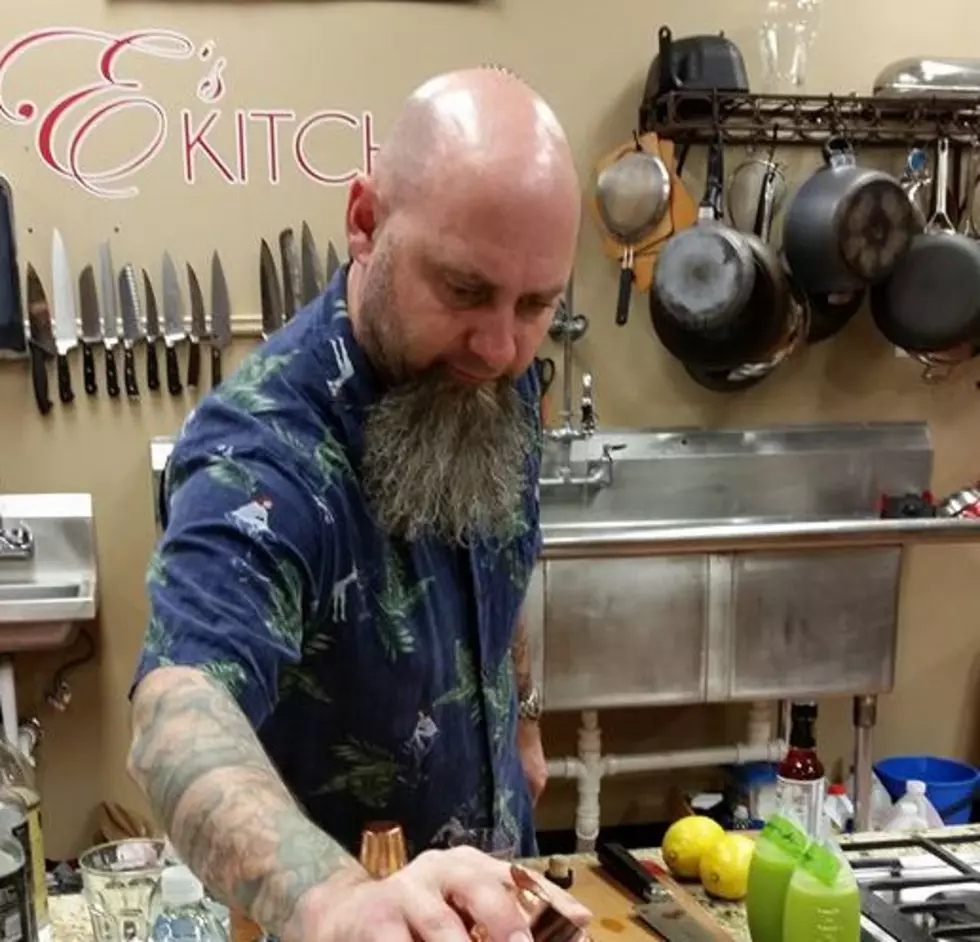 E&#8217;s Kitchen Moves Cooking Classes Downtown
