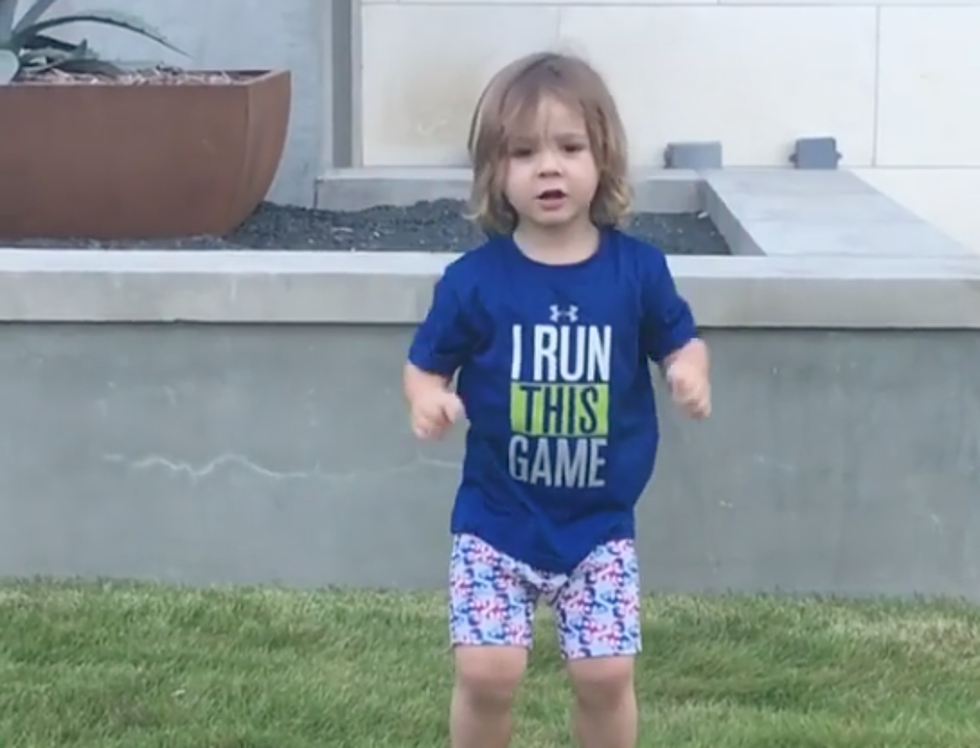 Tony Romo Posts Adorable Video Of Kids On Instagram [VIDEO]