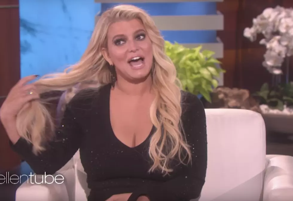 Painfully Awkward ‘Ellen’ Interview Has Fans Wondering If Jessica Simpson Is OK [VIDEO]