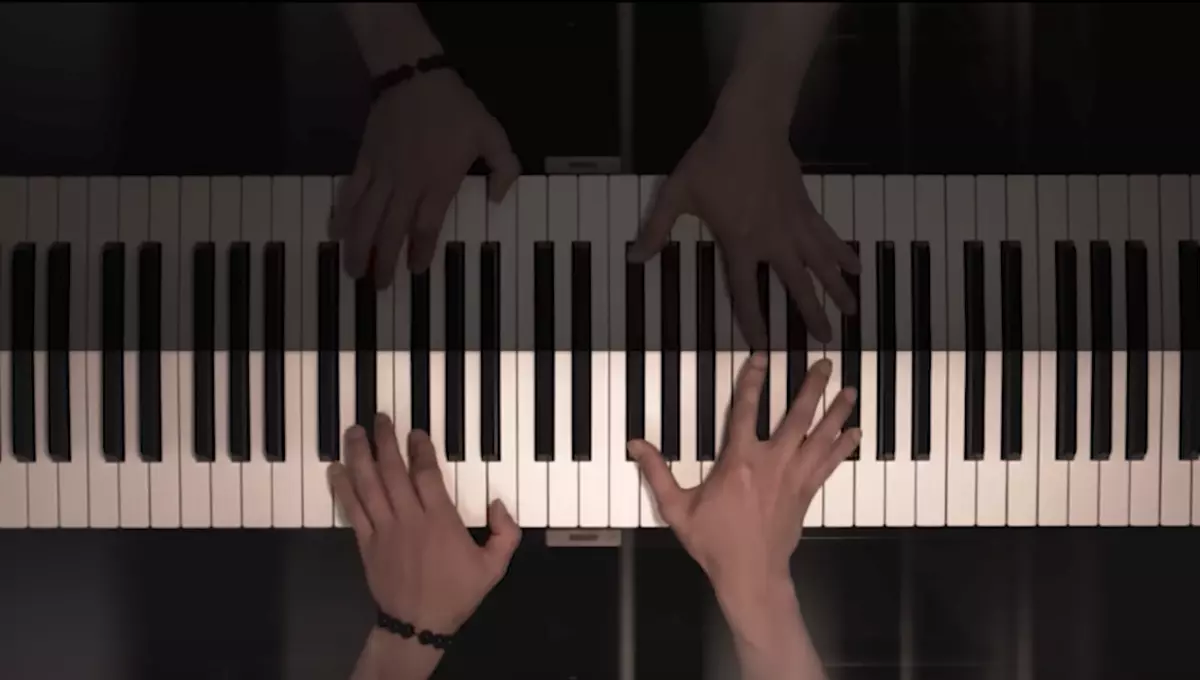 11 Piano Covers Of Rap Songs For When You're Feeling Classy, Yet Ratchet  [VIDEO]