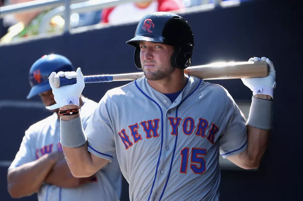 Tim Tebow Greets Kid, Then Hits Home Run [VIDEO]