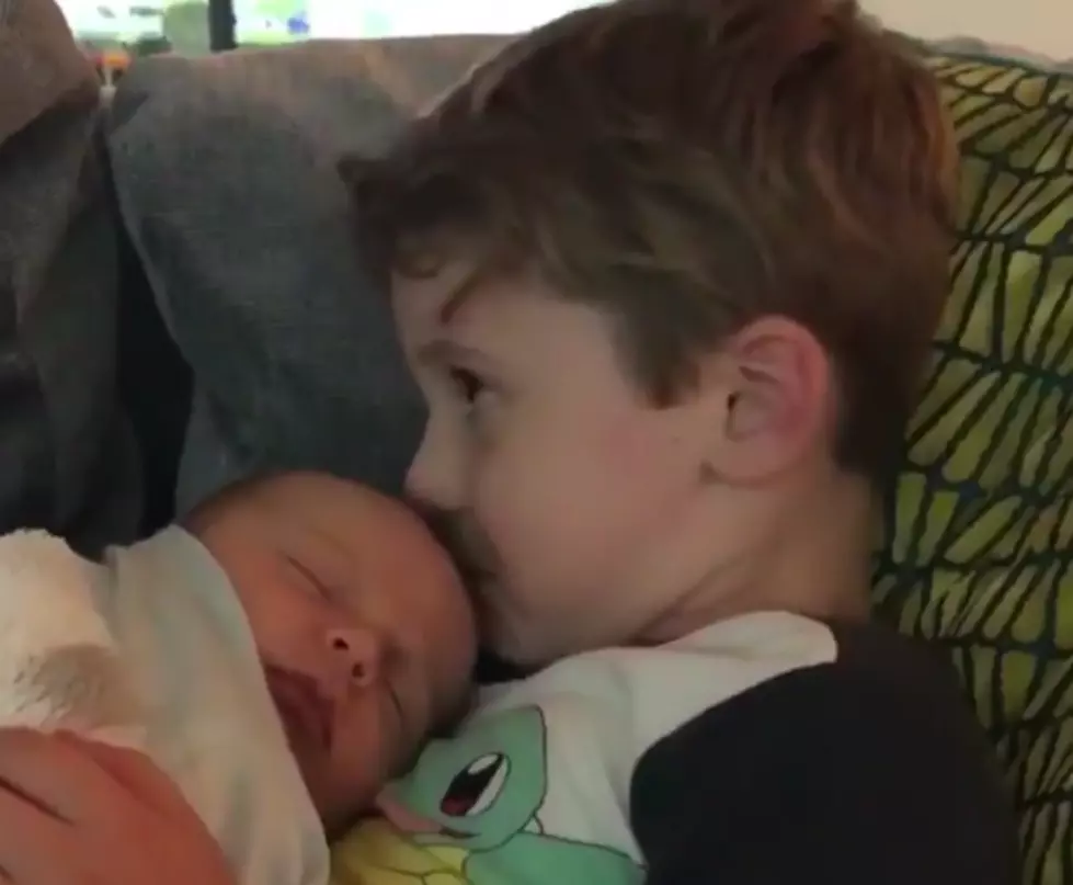 Tony Romo’s Son Loves His New Little Brother So Much [VIDEO]