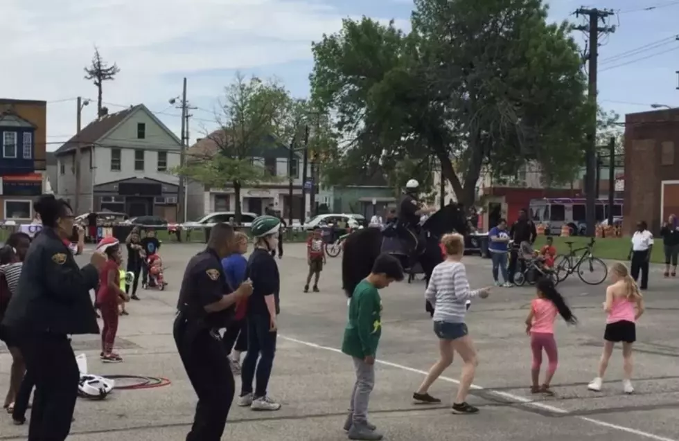 Stop What You’re Doing And Watch This Police Horse Dance To The Cupid Shuffle [VIDEO]