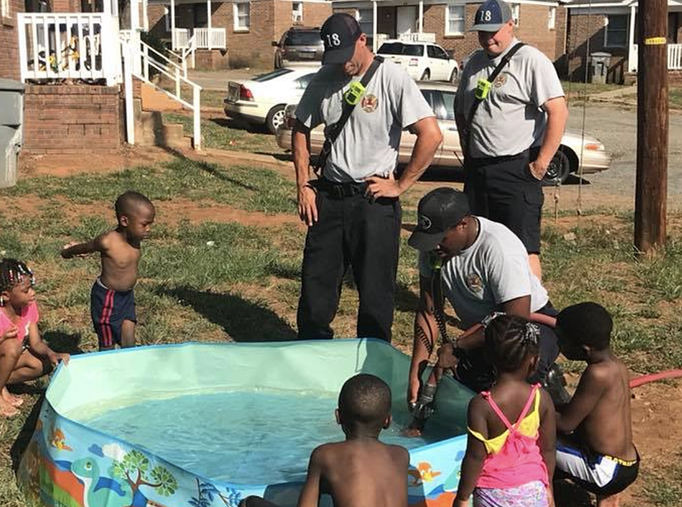 Firefighters Help Kids Fill-Up Swimming Pool [PHOTOS]