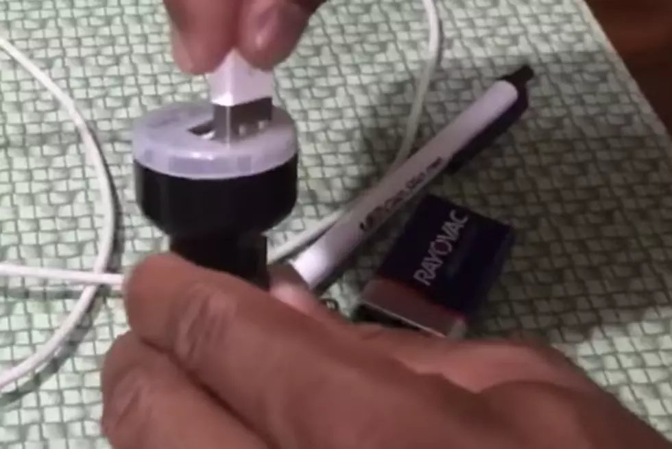 Did You Know That You Can Charge Your Cell Phone By Using A 9v Battery? [VIDEO]