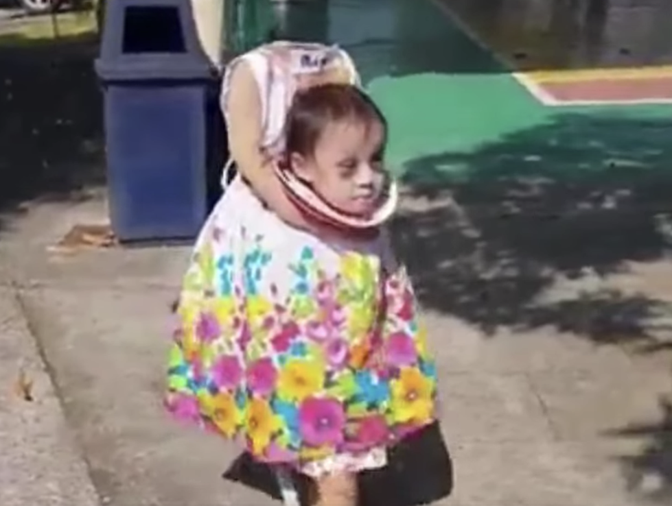 Child With No Head Wins Best Halloween Costume of 2018 [VIDEO]