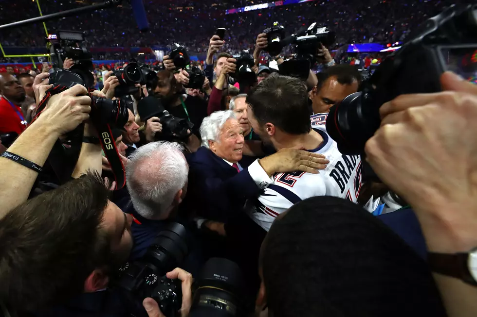 Did Tom Brady Kiss Robert Kraft On Mouth After Their Super Bowl Victory? [VIDEO]