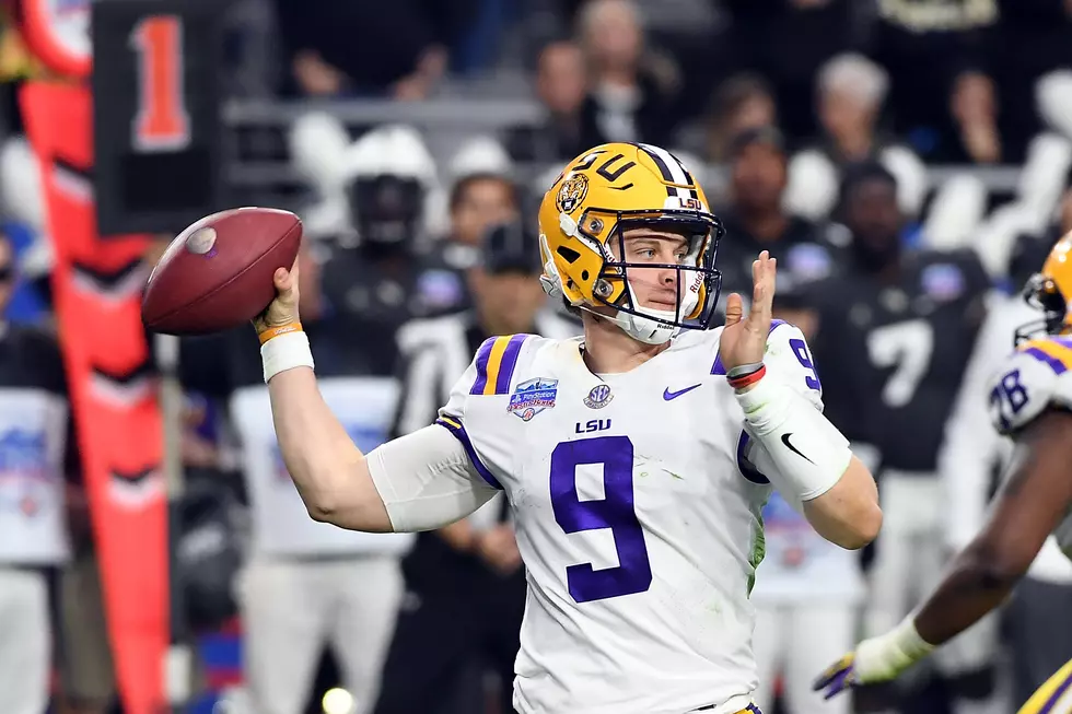 Vegas Oddsmakers List LSU’s Burrow As Legit Heisman Candidate