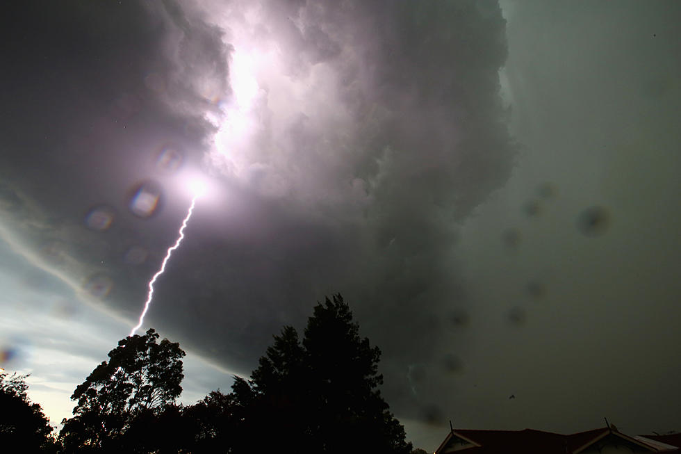Close Lightning Strike Caught On Camera In Jeanerette [VIDEO]