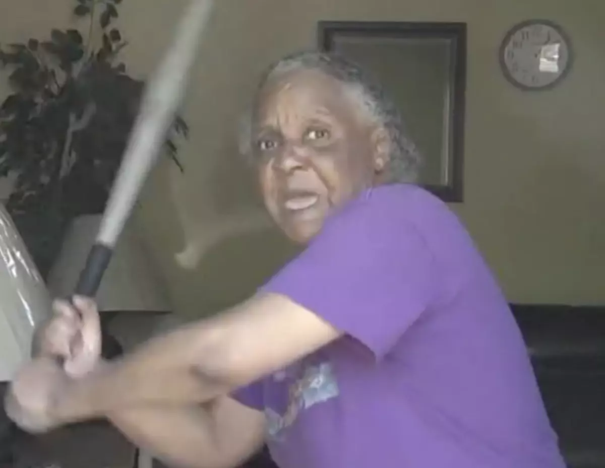 Grandma Attacks WouldBe Robber With Bat VIDEO