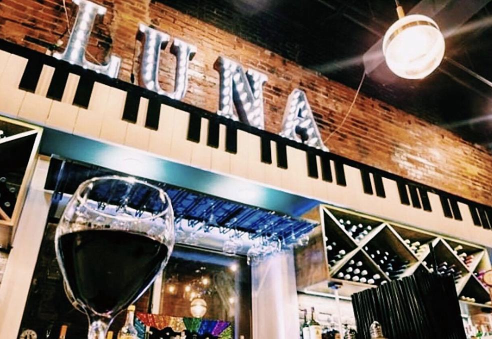 Lake Charles Restaurant Luna Bar & Grill Set To Open In Lafayette