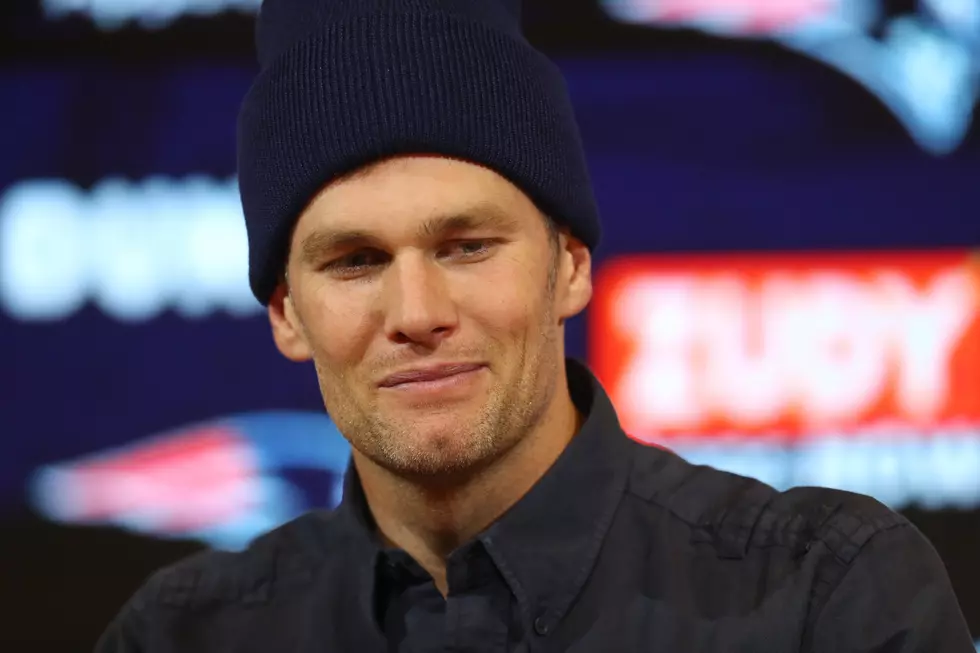 Shirtless Tom Brady Poses in Underwear After Announcing Retirement From NFL [PHOTO]