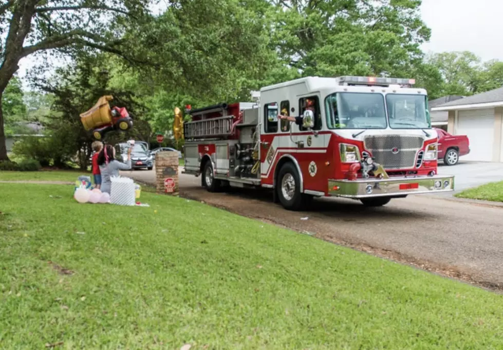 Lafayette Fire Department Participates in 4-Year-Old’s Birthday Parade [PHOTOS]