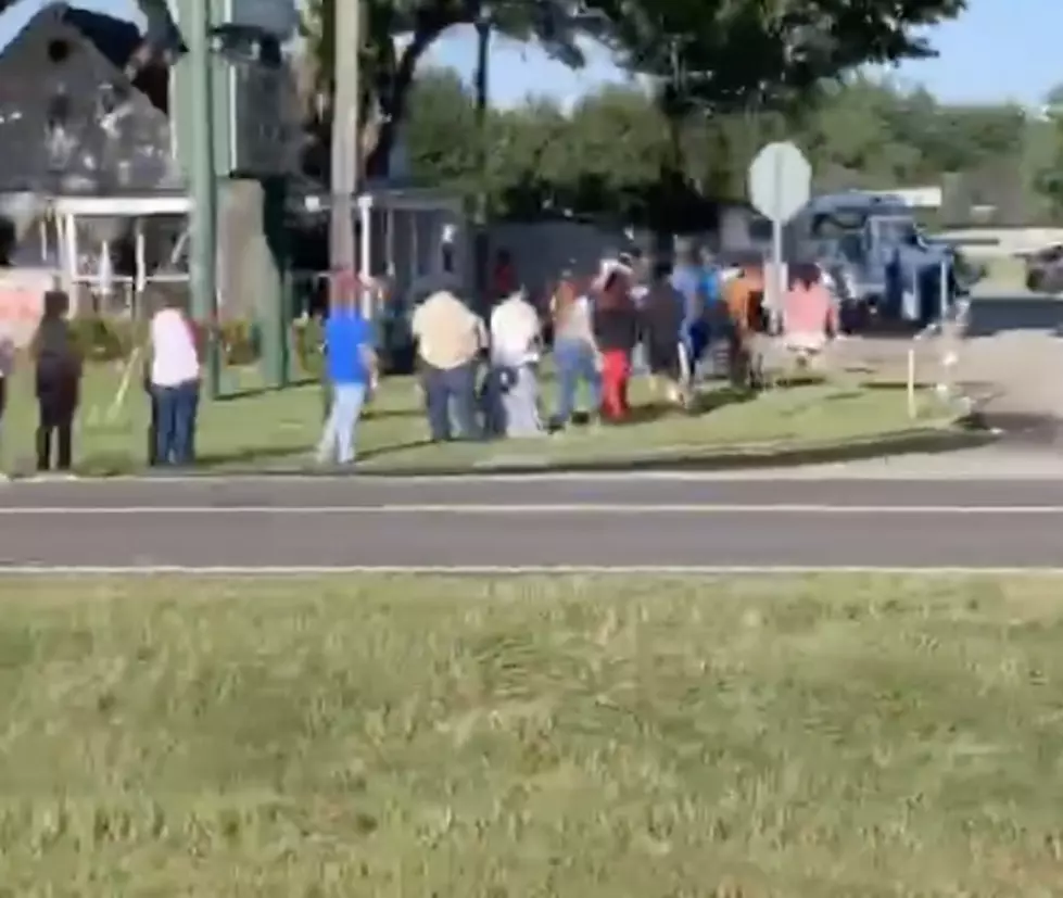 Line Extends Down Service Road at Lafayette DMV Office [VIDEO]