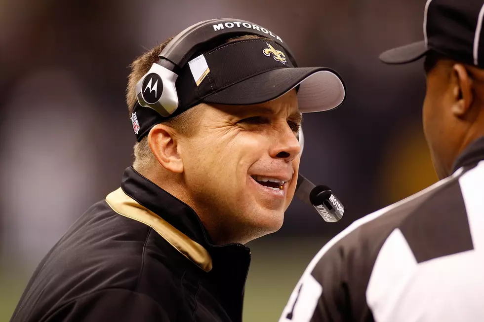 Fans Convinced Sean Payton Gave Referee Money During Game [VIDEO]