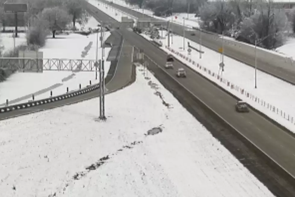 Live Traffic Cameras Show Snowfall in North Louisiana [Video]