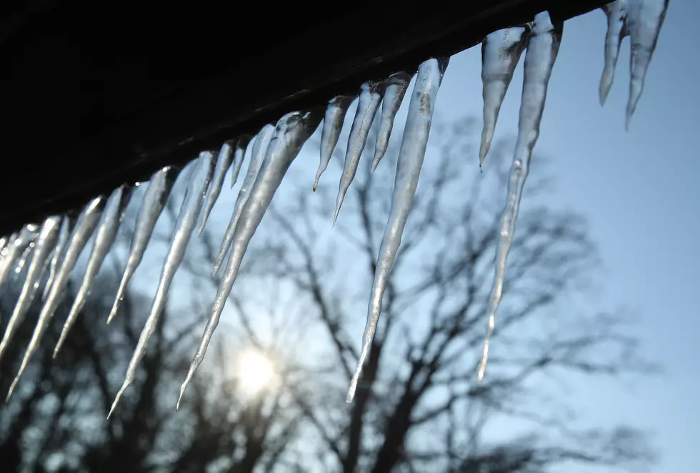 Falling Icicles A Real Threat 