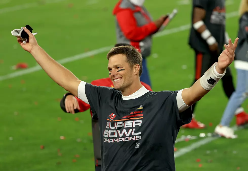 Tom Brady Gives Out Phone Number For You to Text Him [VIDEO]
