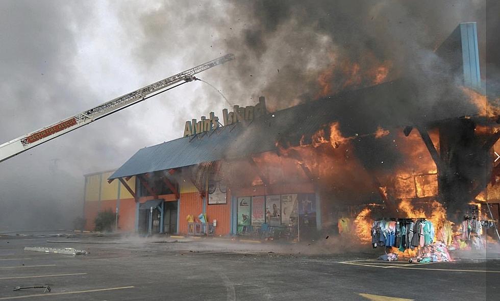 Massive Fire at Popular Alvin's Island in Destin