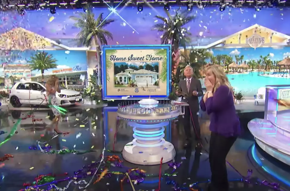 Vanna White Gets Smacked in the Head with Huge Clump of Confetti