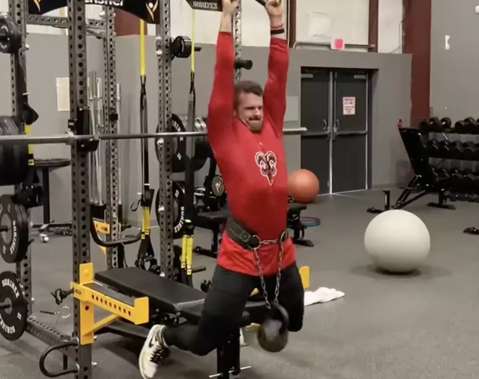 Thomas Morstead Works Out in Ragin’ Cajuns Shirt, Proving He’s a Louisiana Boy for Life