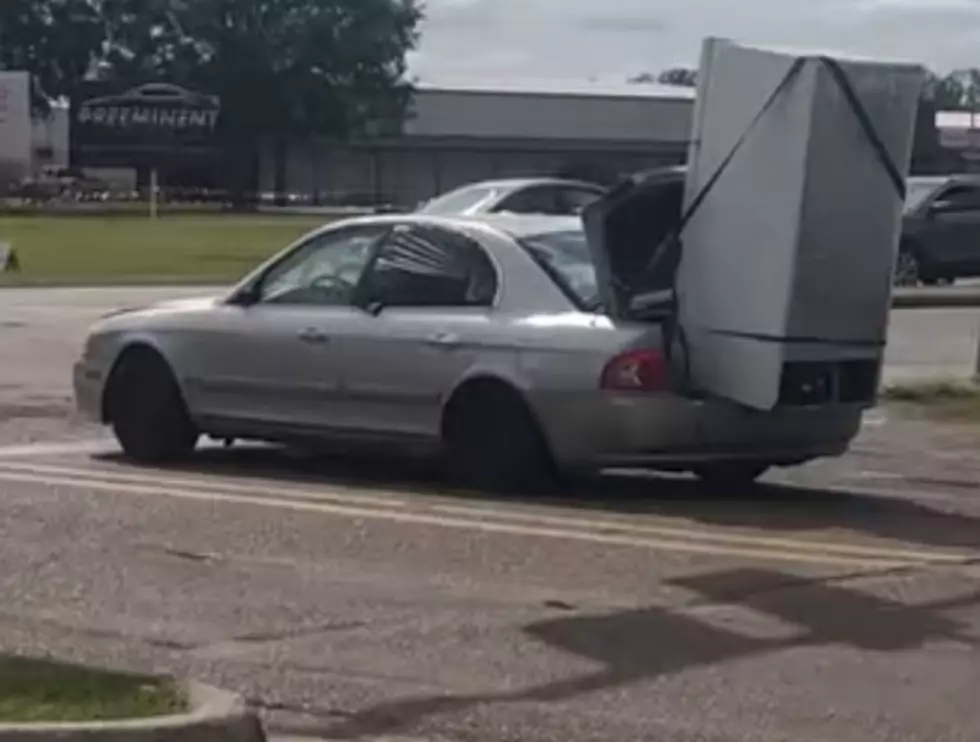 Car in New Iberia Spotted Carrying Refrigerator in Trunk [VIDEO]