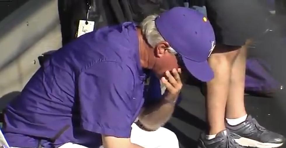 LSU Tigers Baseball Coach Paul Mainieri Booed By Fans After Game