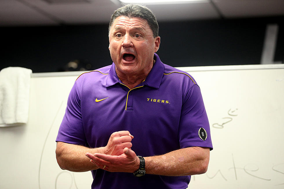 Lafayette Family Plays LSU Themed Song As Coach Orgeron Jogs Past Them [VIDEO]