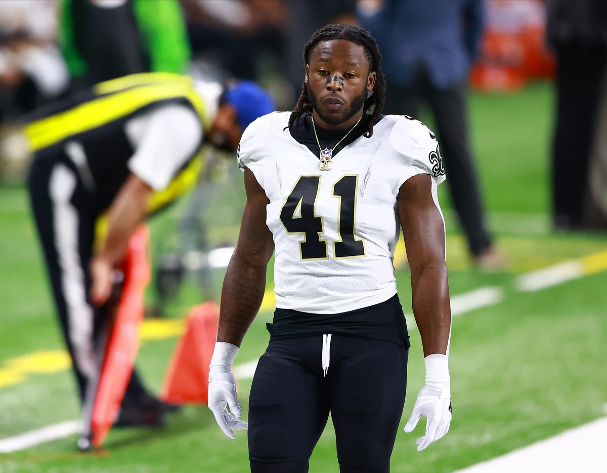 Alvin Kamara Shows Up at Saints Practice Wearing Different Number